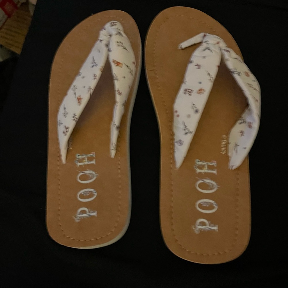Disney Pooh flip flops